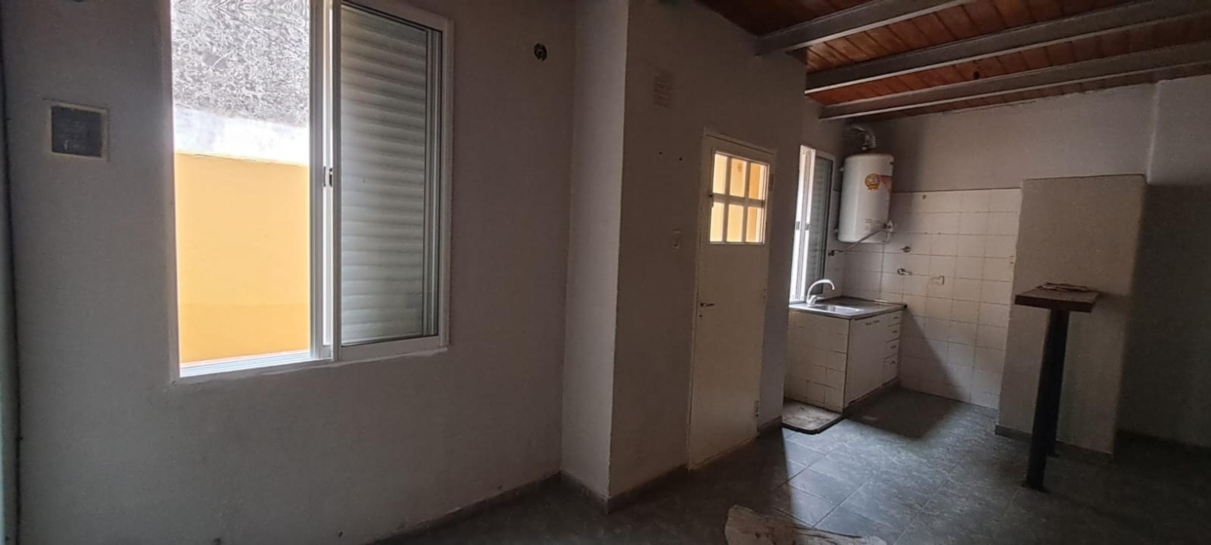 Pje Las Rosas 634 00-01/03 FINANCIACION!