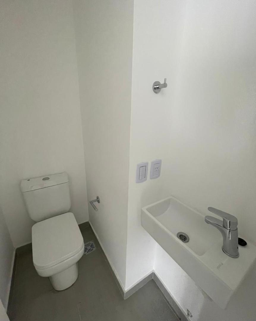 DUPLEX 3 AMBIENTES CON COCHERA ITUZAINGO