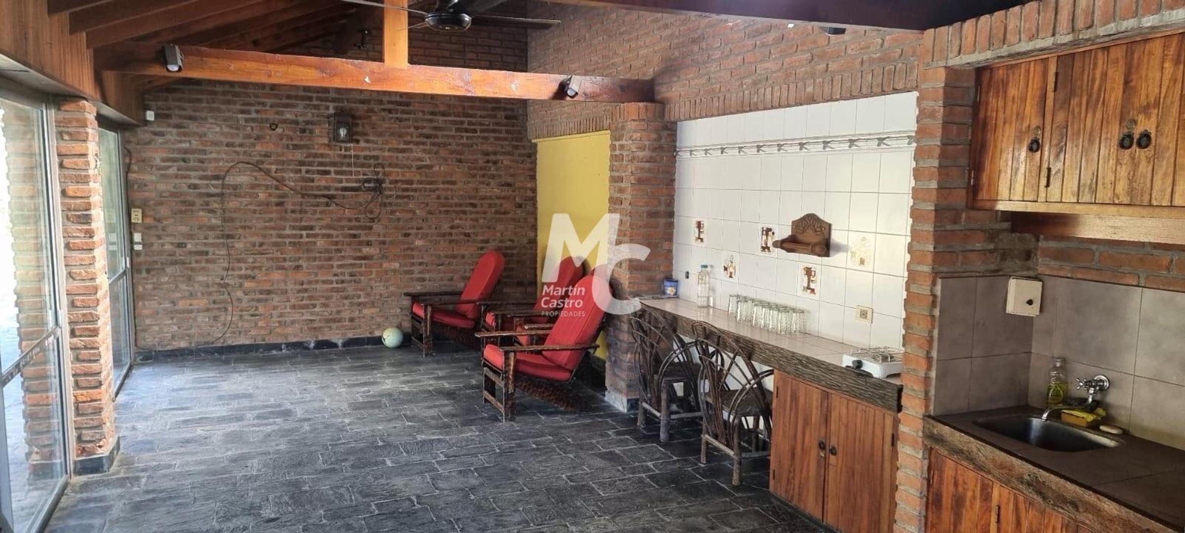 Córdoba y Almirante Brown al 1400