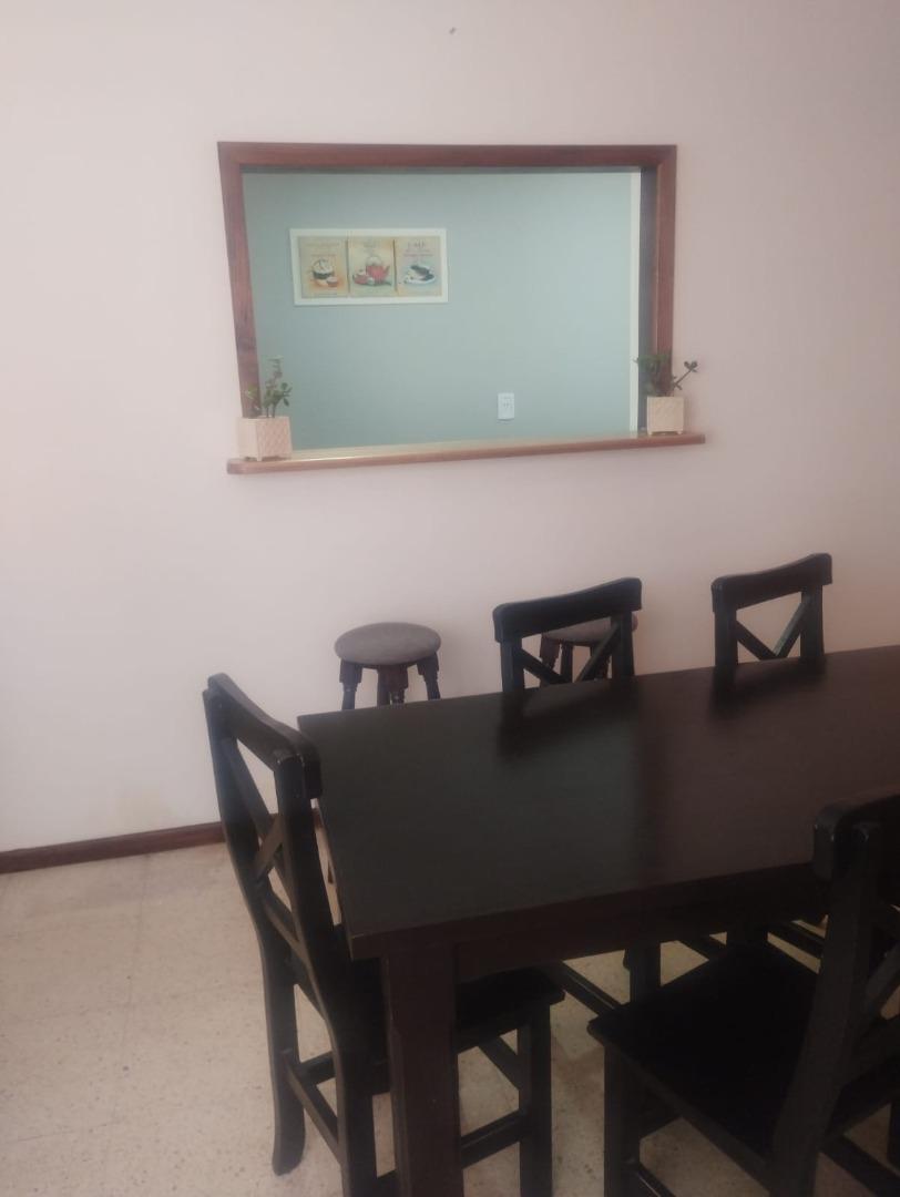 Departamento zona centro, equipado para 6 personas.