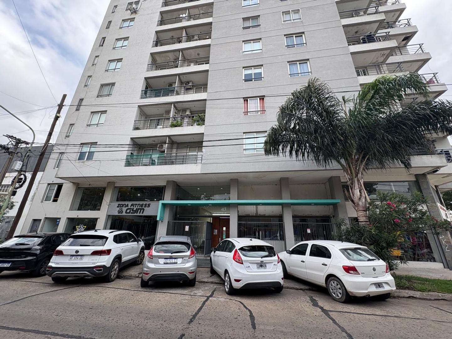 Castilla 400, Piso 1