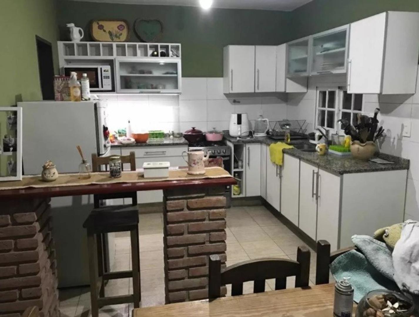 Casa en Venta en Villa Gobernador Udaondo, USD 250.000