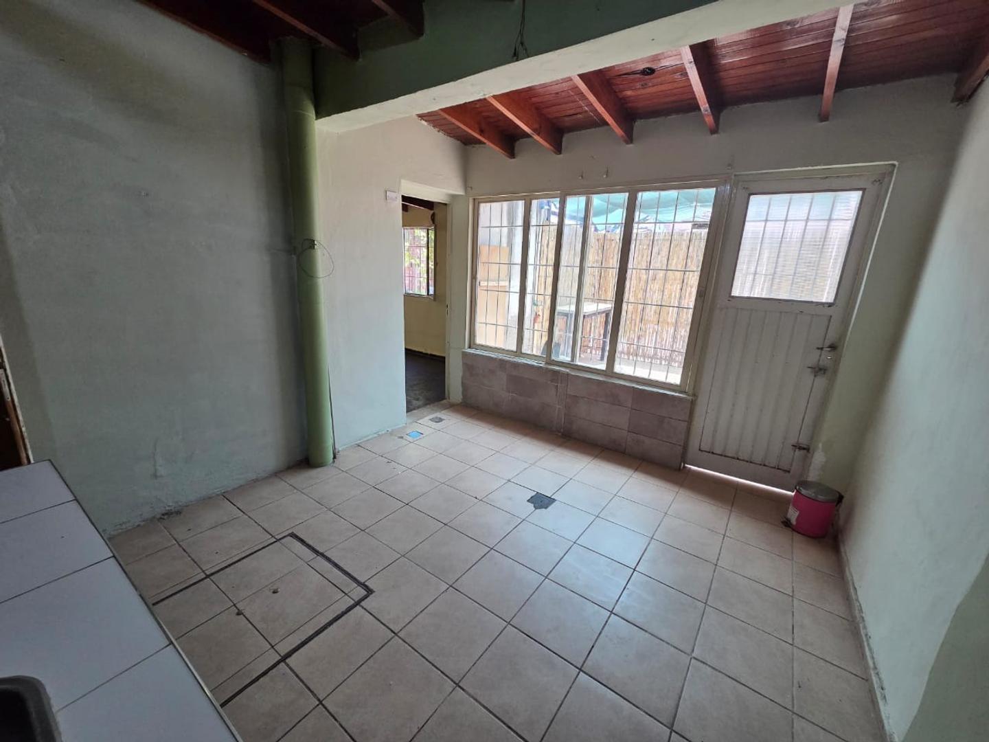 DEPARTAMENTO CON COCHERA EN GODOY CRUZ