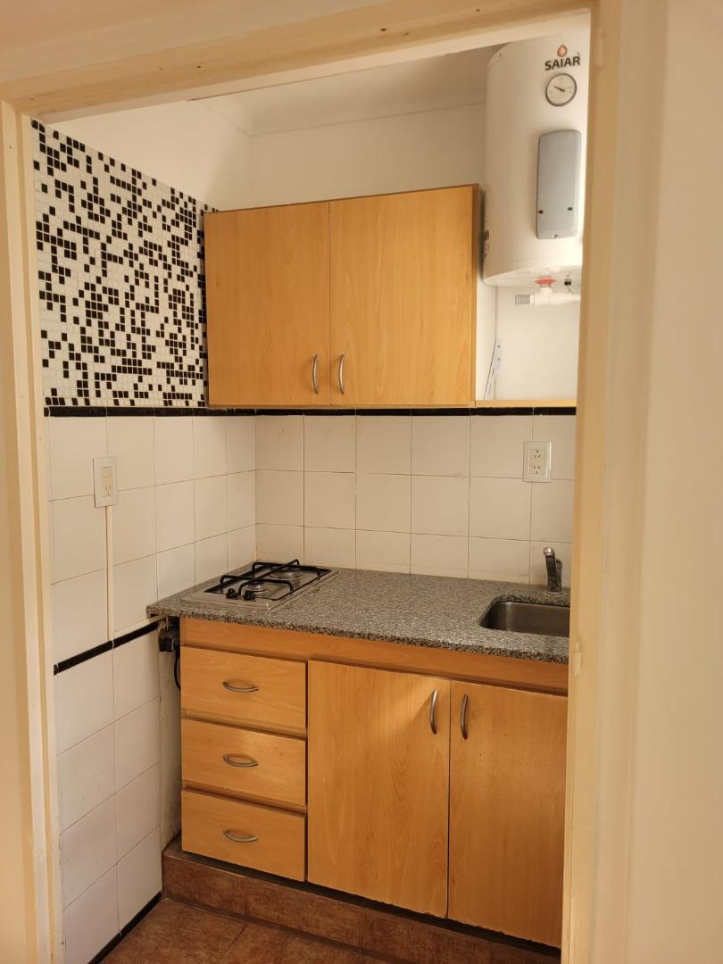 Ricardo Gutierrez 1600, Piso 2