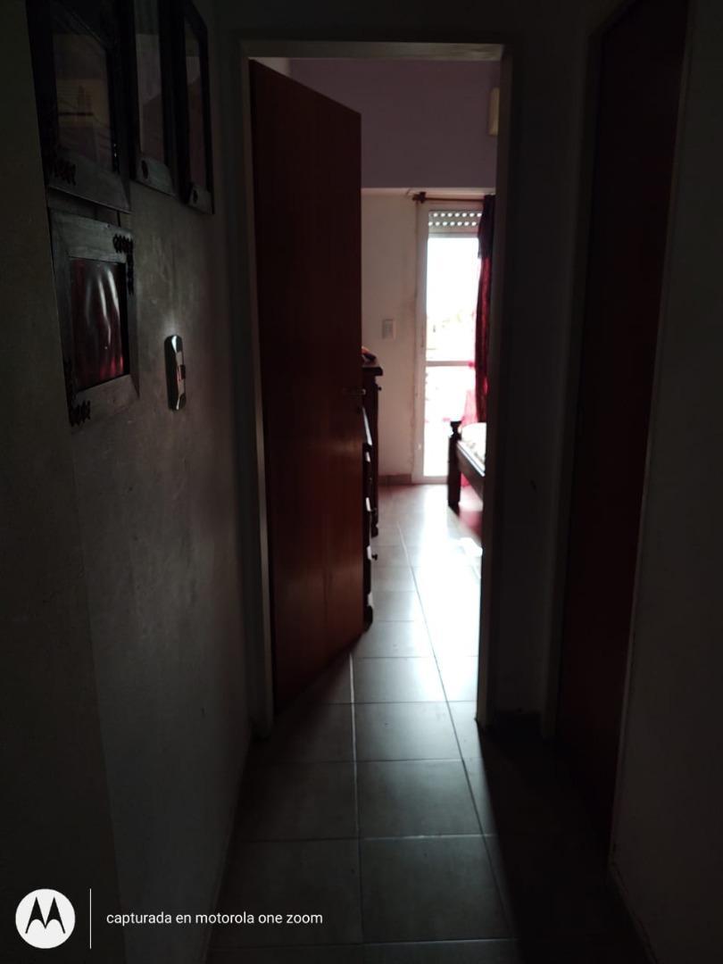 DEPTO. DOS AMB. CON PATIO PROPIO