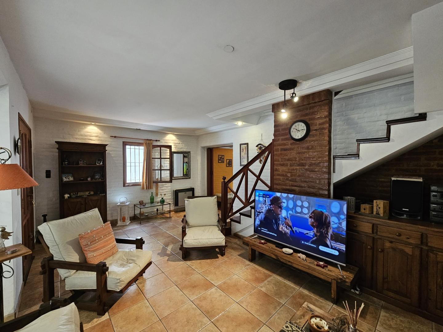 Casa en Venta en Villa Adelina, USD 255.000