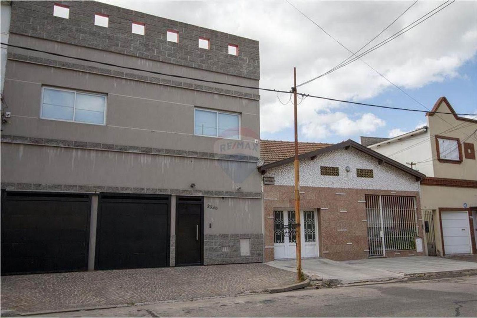 Teniente Coronel Luis María Campos 2300