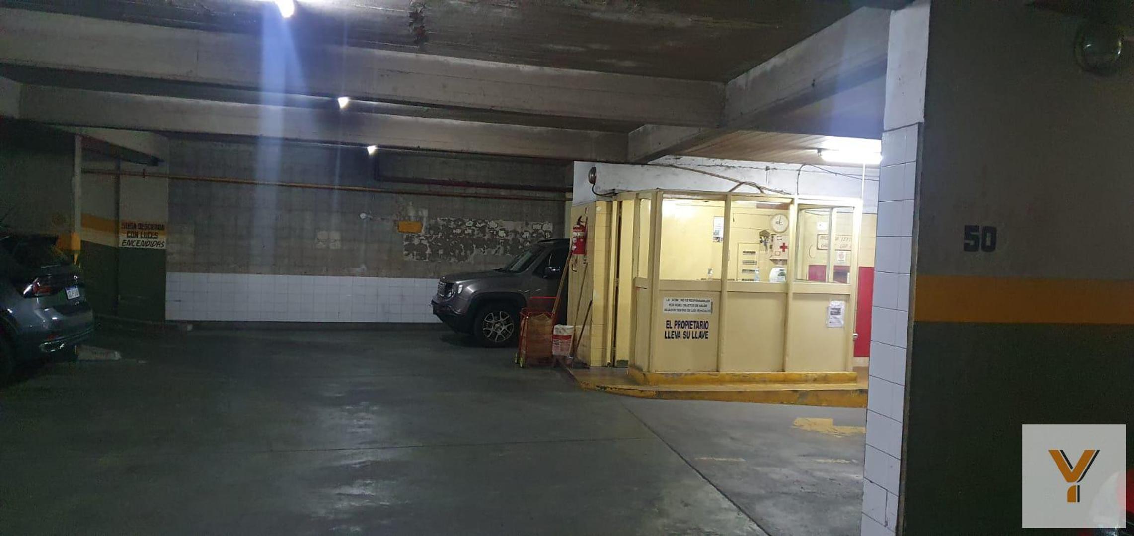 Cochera en venta - 12Mts2 - Caballito