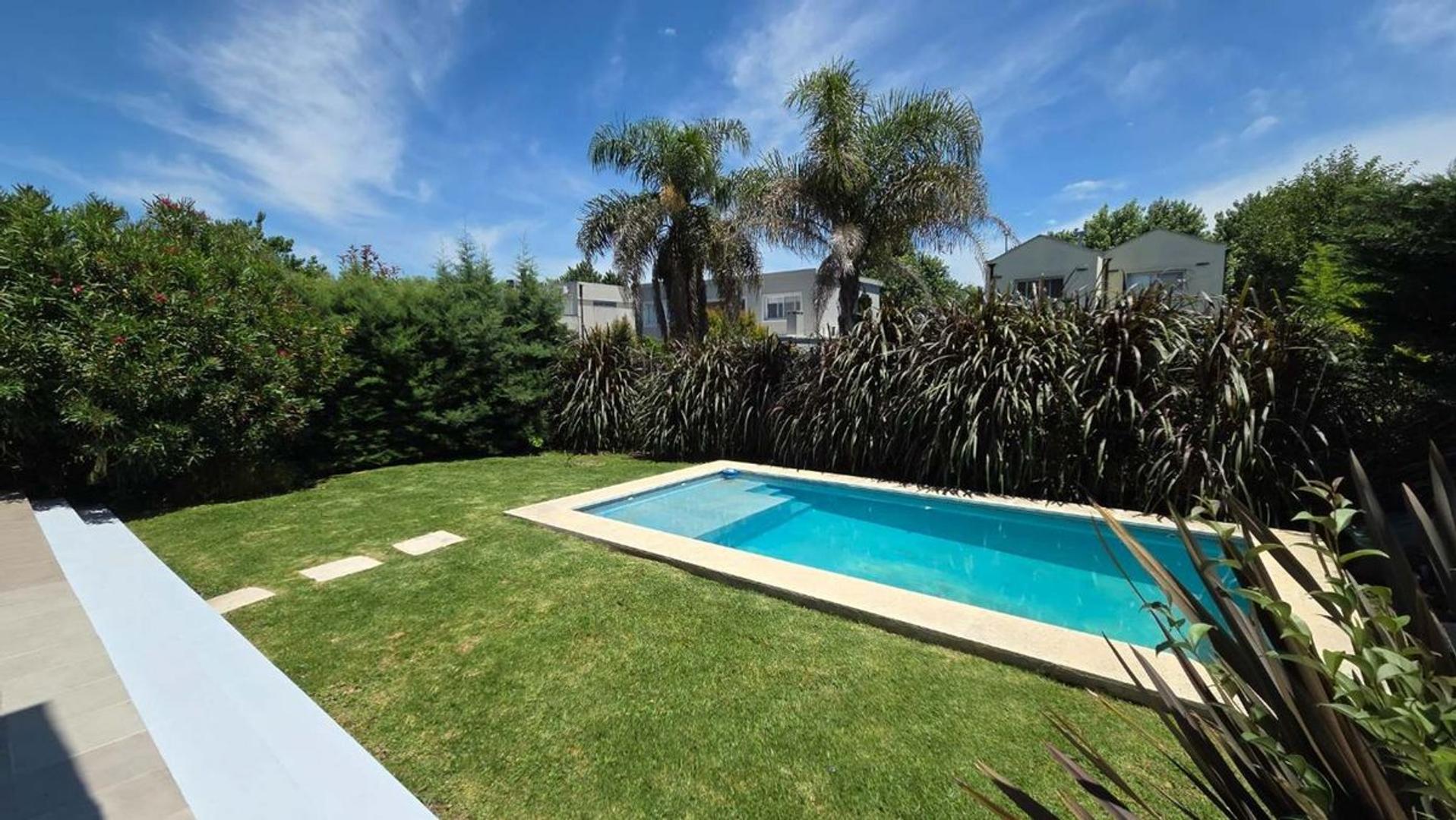 ALQUILER CASA 4AMBIENTES ALTOS DE HUDSON II PILETA