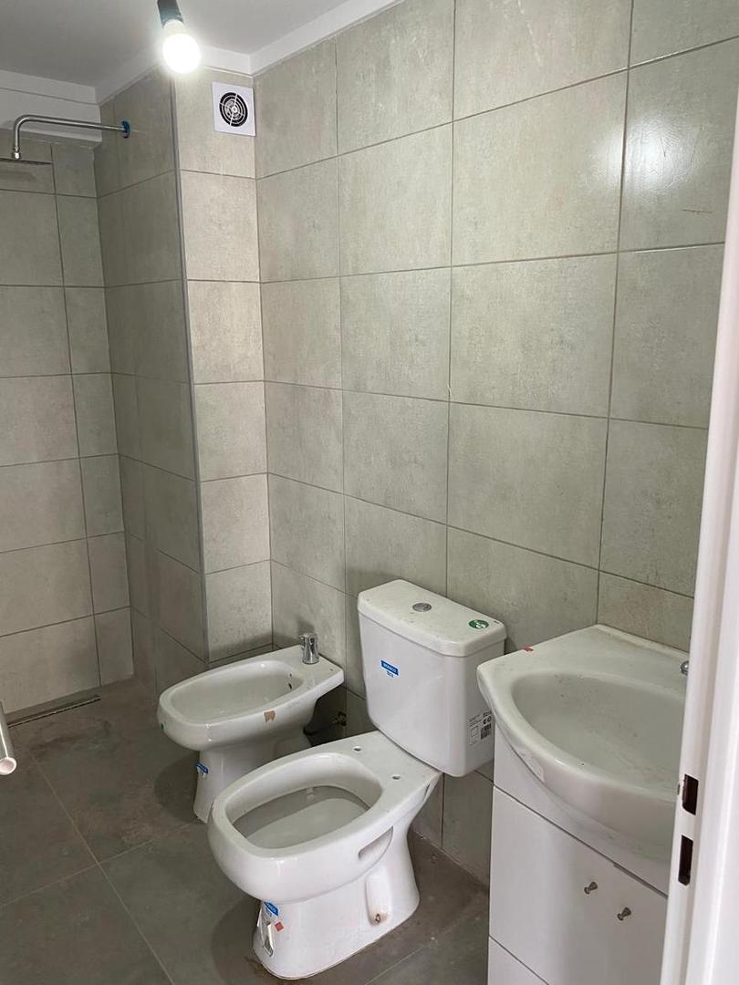 Departamento Dos Ambientes a estrenar - Caseros Centro