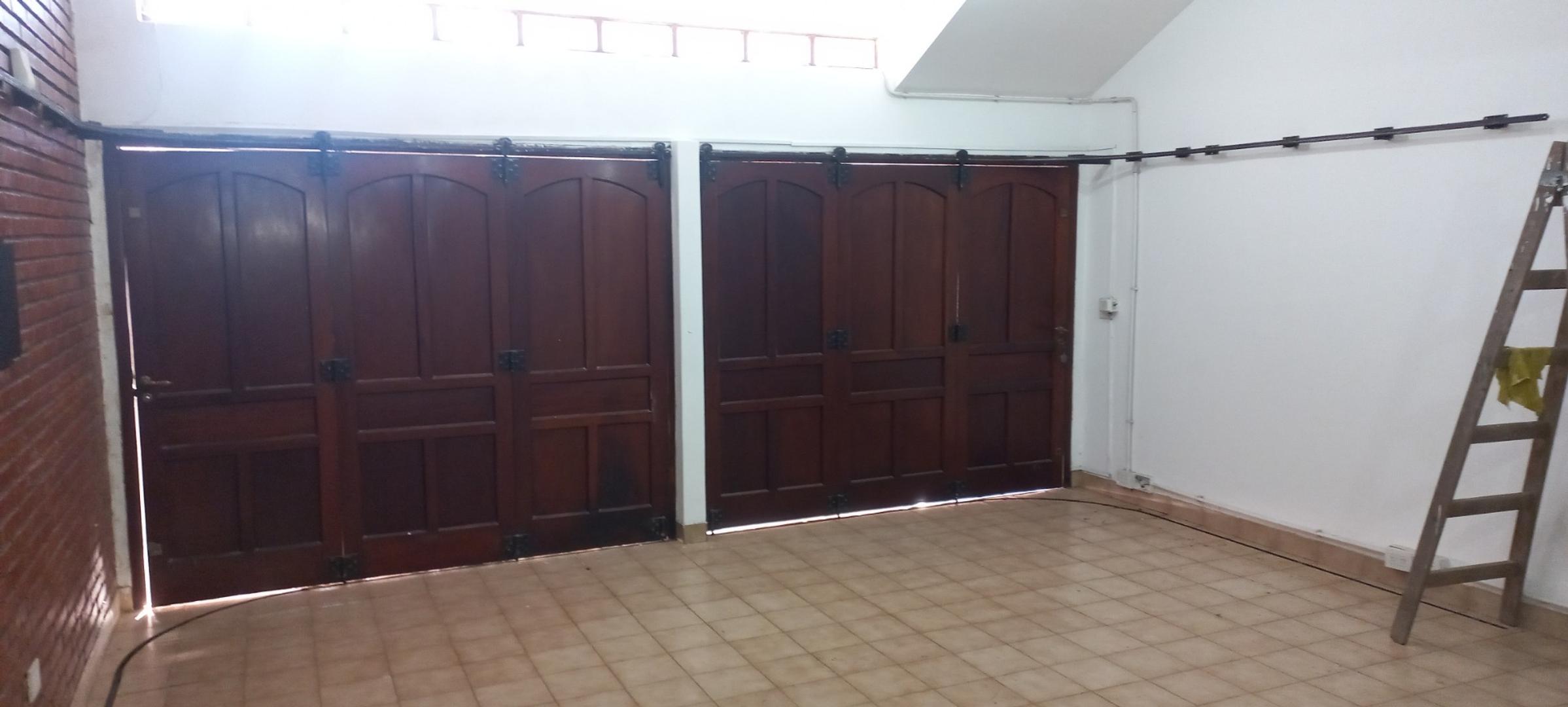 Casa en Alquiler de 4 dormitorios