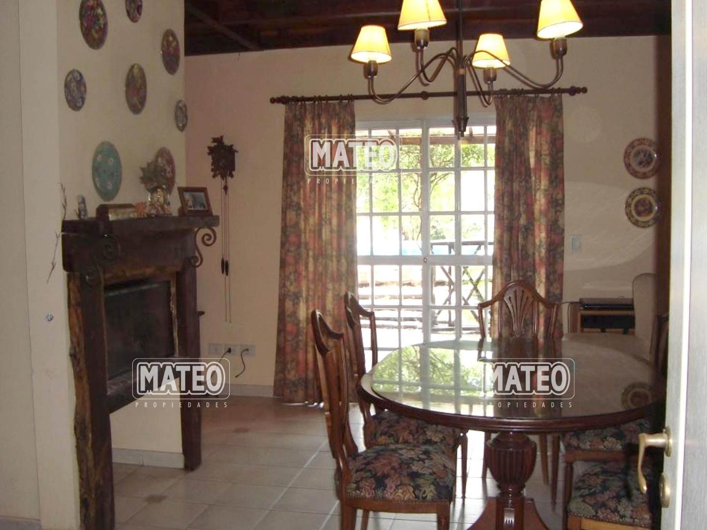 AMPLIA CONSTRUCCIÓN