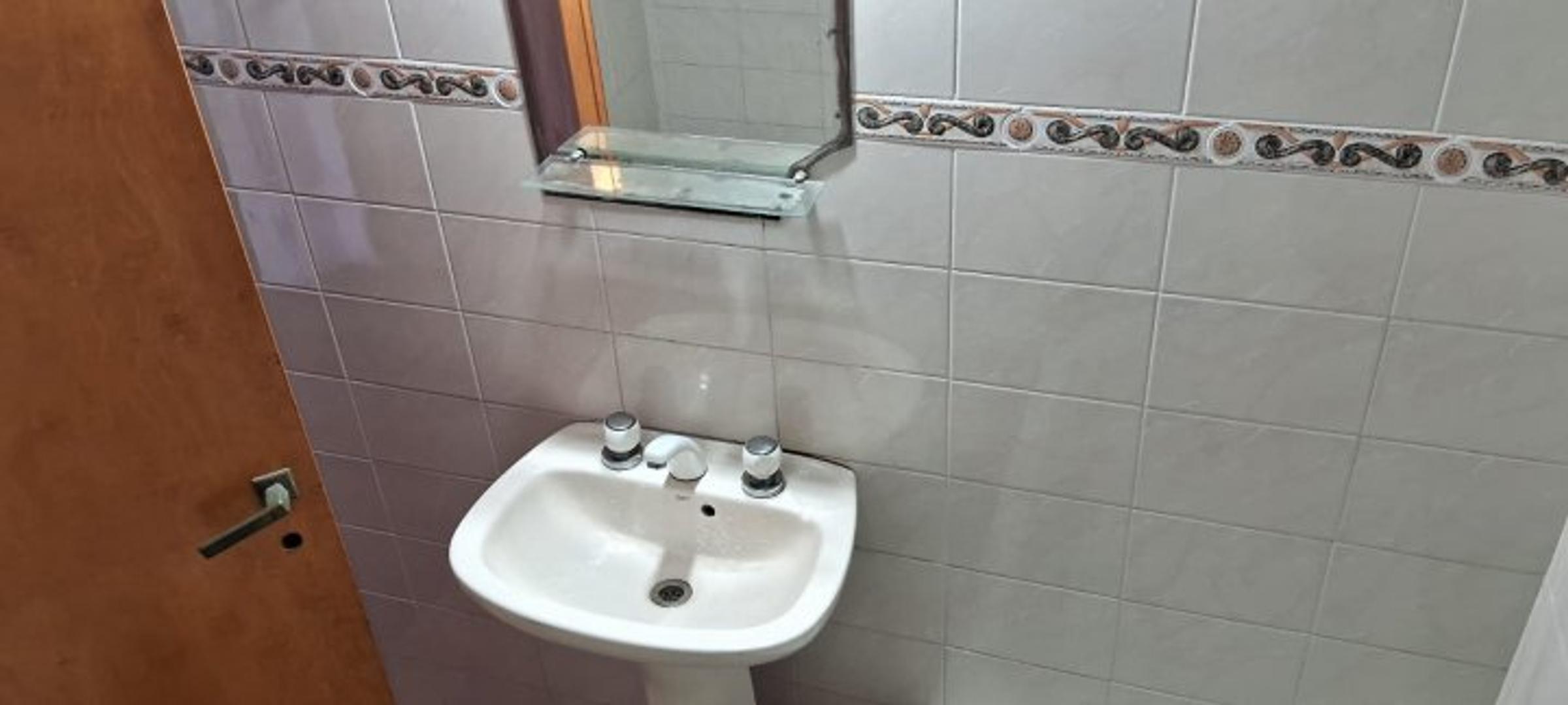 Casa en Venta en Moron, USD 65.000