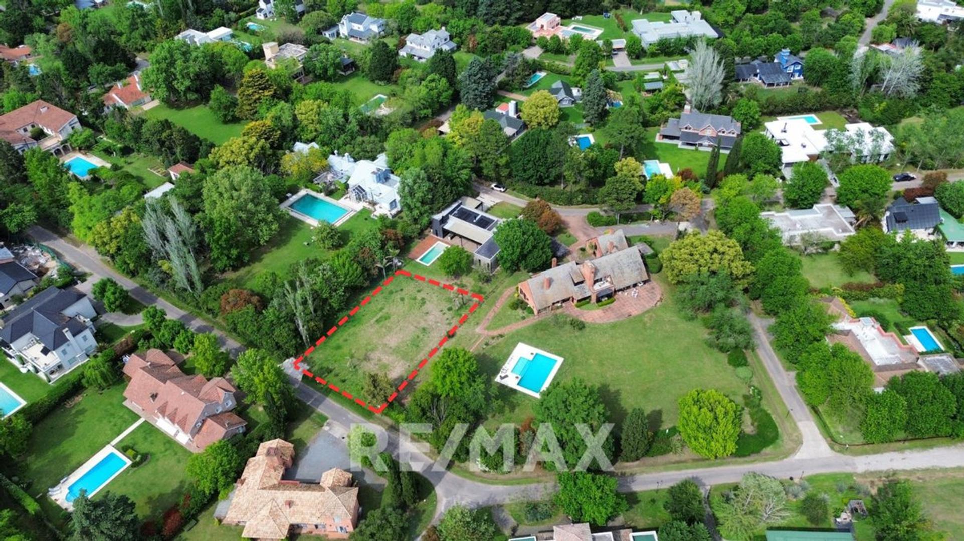 VENTA Lote central en Country Carmel 1015m2