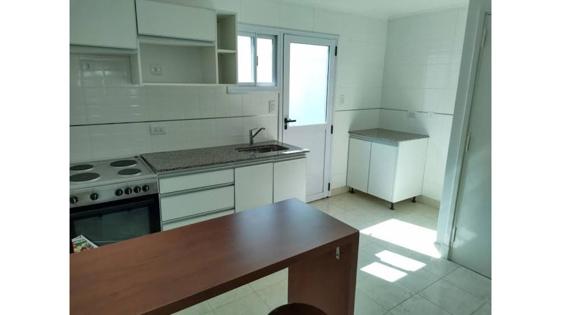 Dúplex en venta de 2 dormitorios en Barrio San Juan