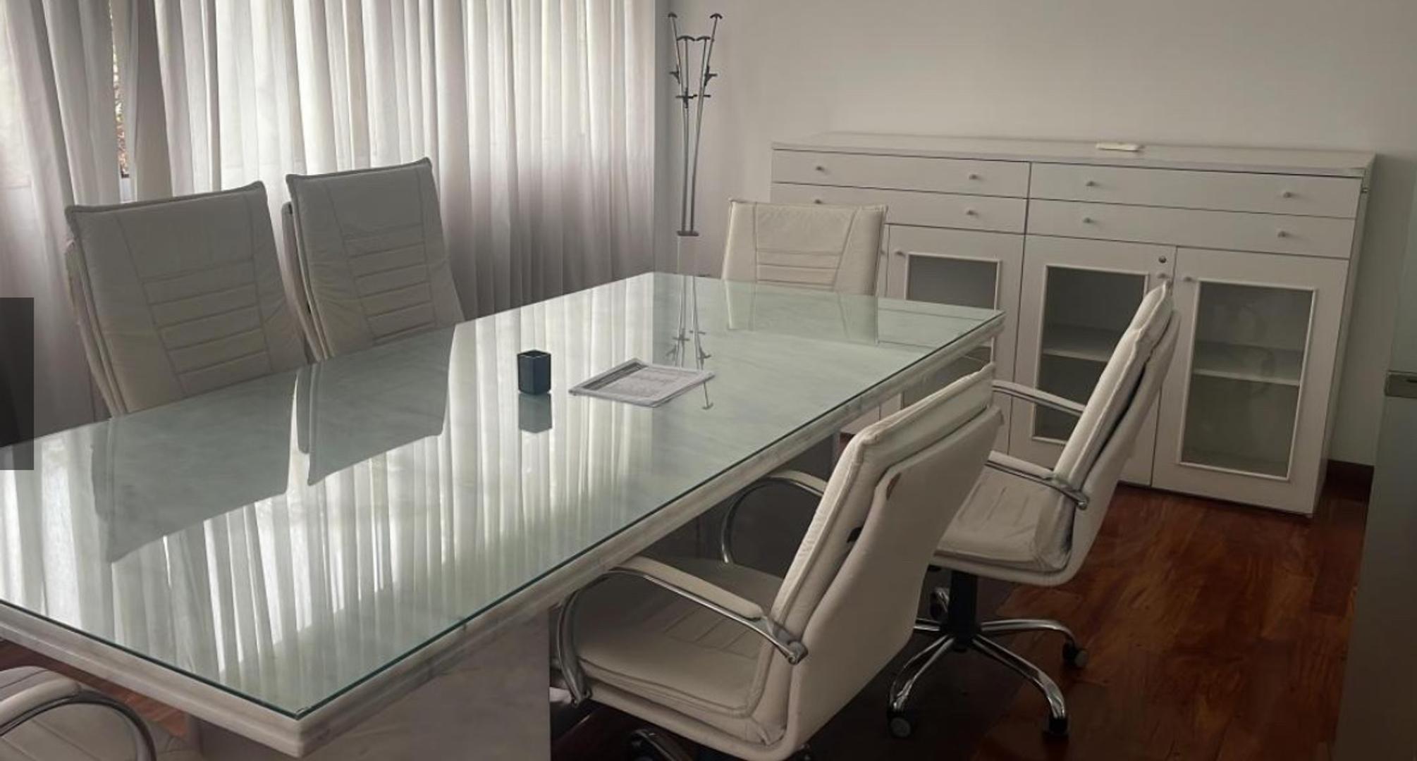 Oficina en Palermo con sala de reuniones amoblado