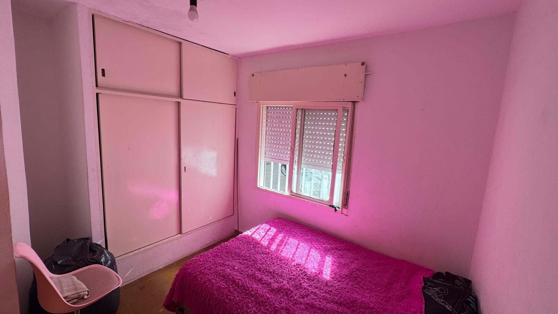 SE VENDE CASA/DEPTO DE 2 DORM CON PATIO EN SANTA ISABEL 2DA.