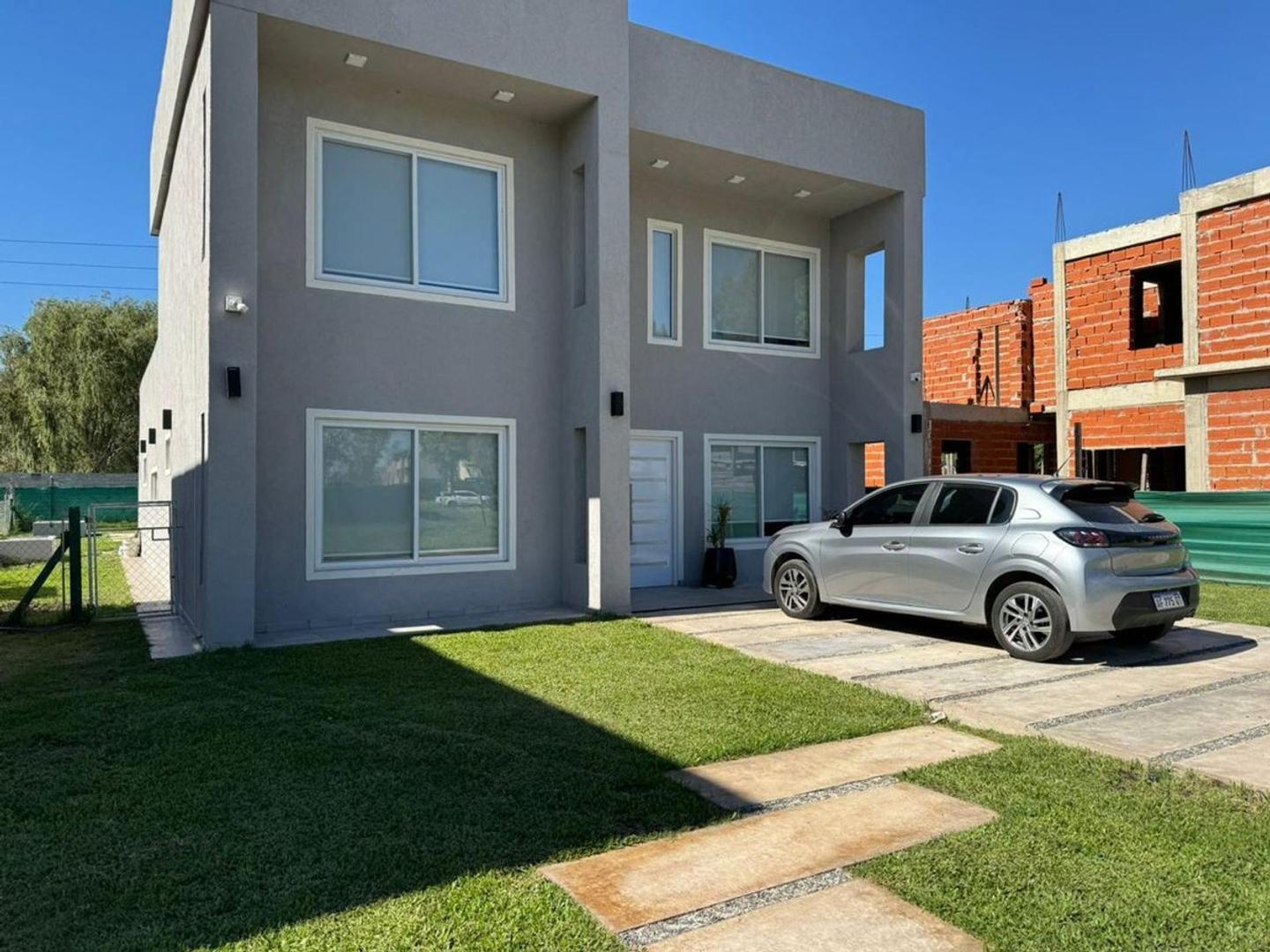 CASA EN ALQUILER 3 AMBIENTES EN FRANCISCO ALVAREZ