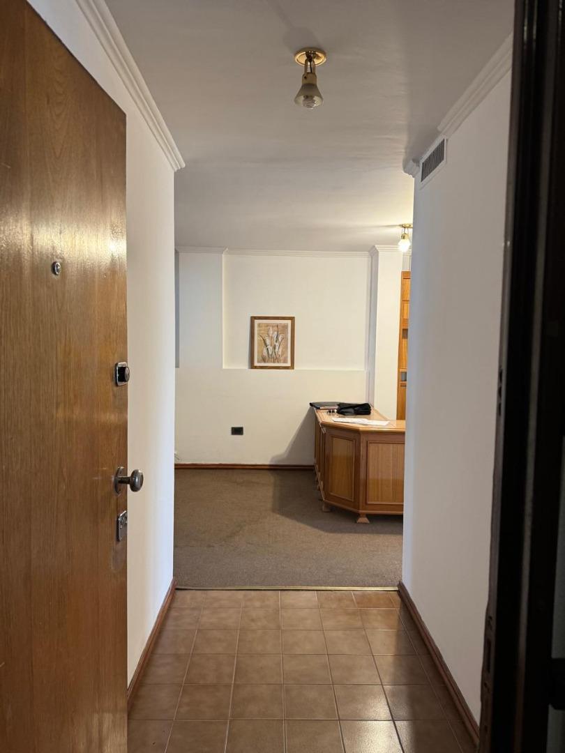 OFICINA EN VENTA 60 M2 ZONA TRIBUNALES.