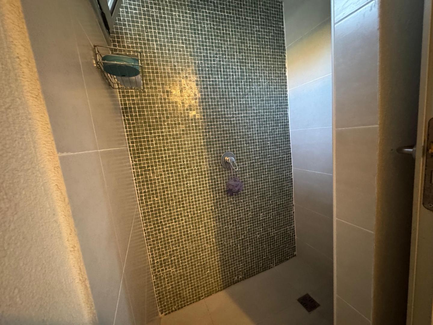 Casa en Venta con 6 cocheras