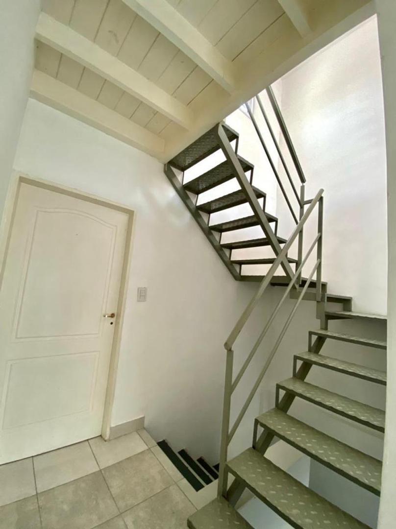 Departamento en Venta con 3 cocheras