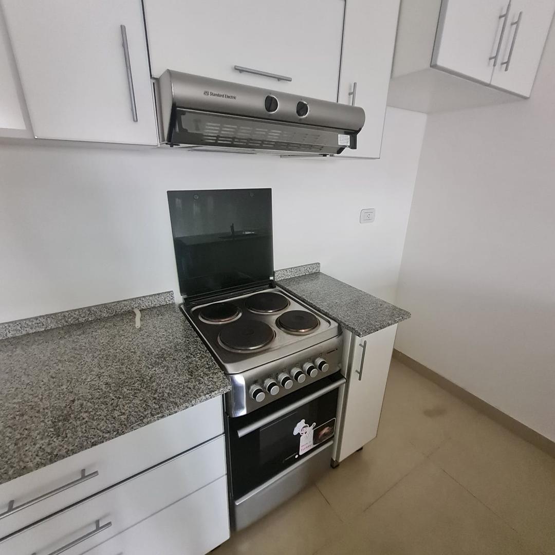 Departamento en Venta en Jose Leon Suarez, USD 58.000