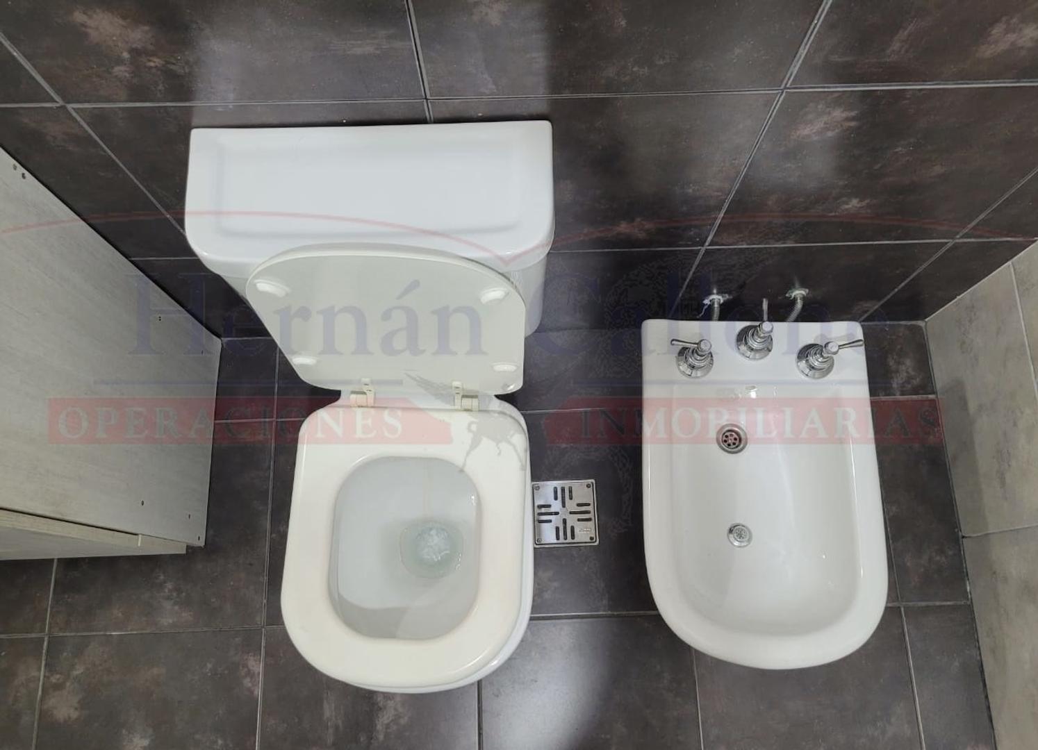 Departamento en Alquiler con 1 cocheras