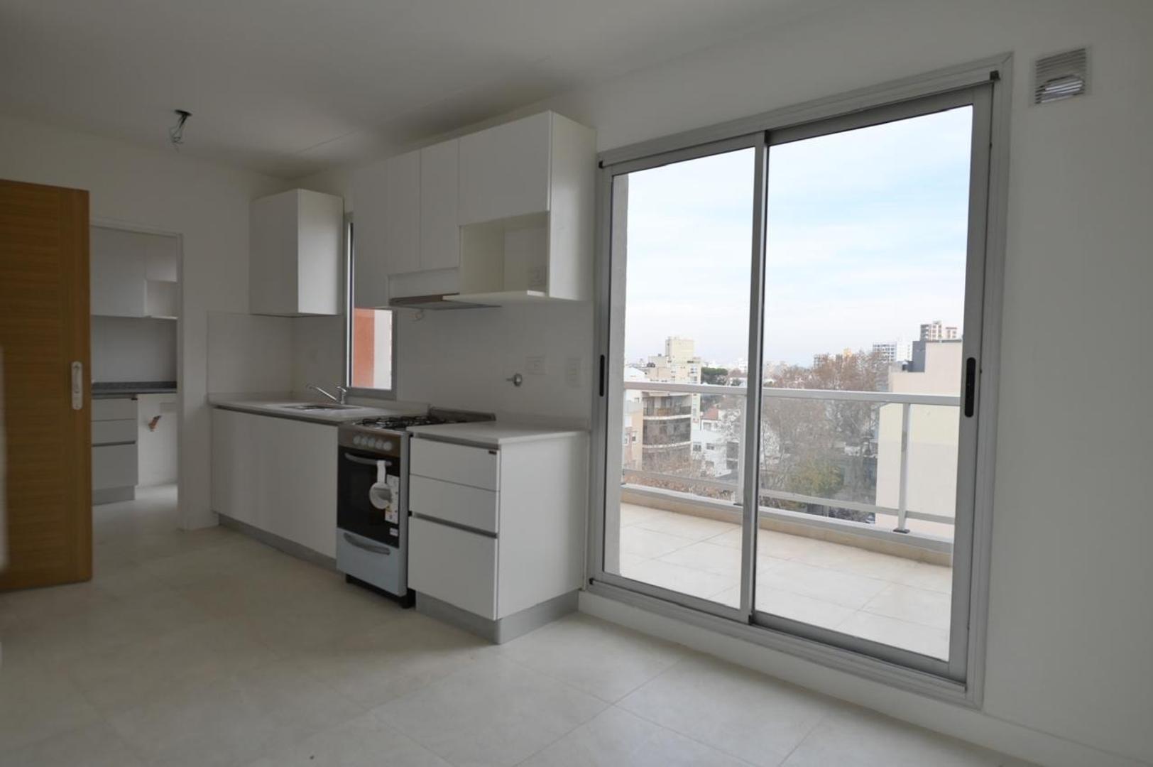 Departamento 5 ambientes con 3 baños