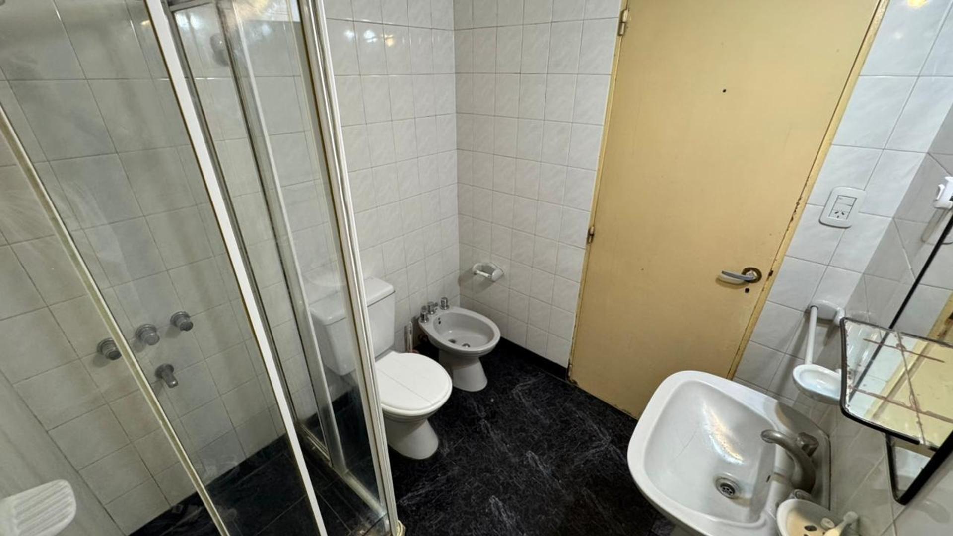 CASA 2 DORMITORIOS - ALQUILER - MERLO