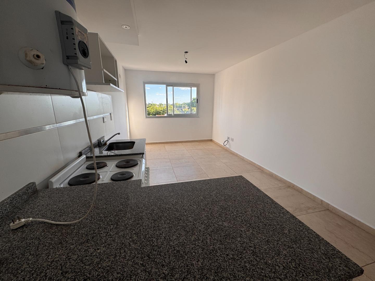 Departamento en Alquiler en Moron, $ 500.000