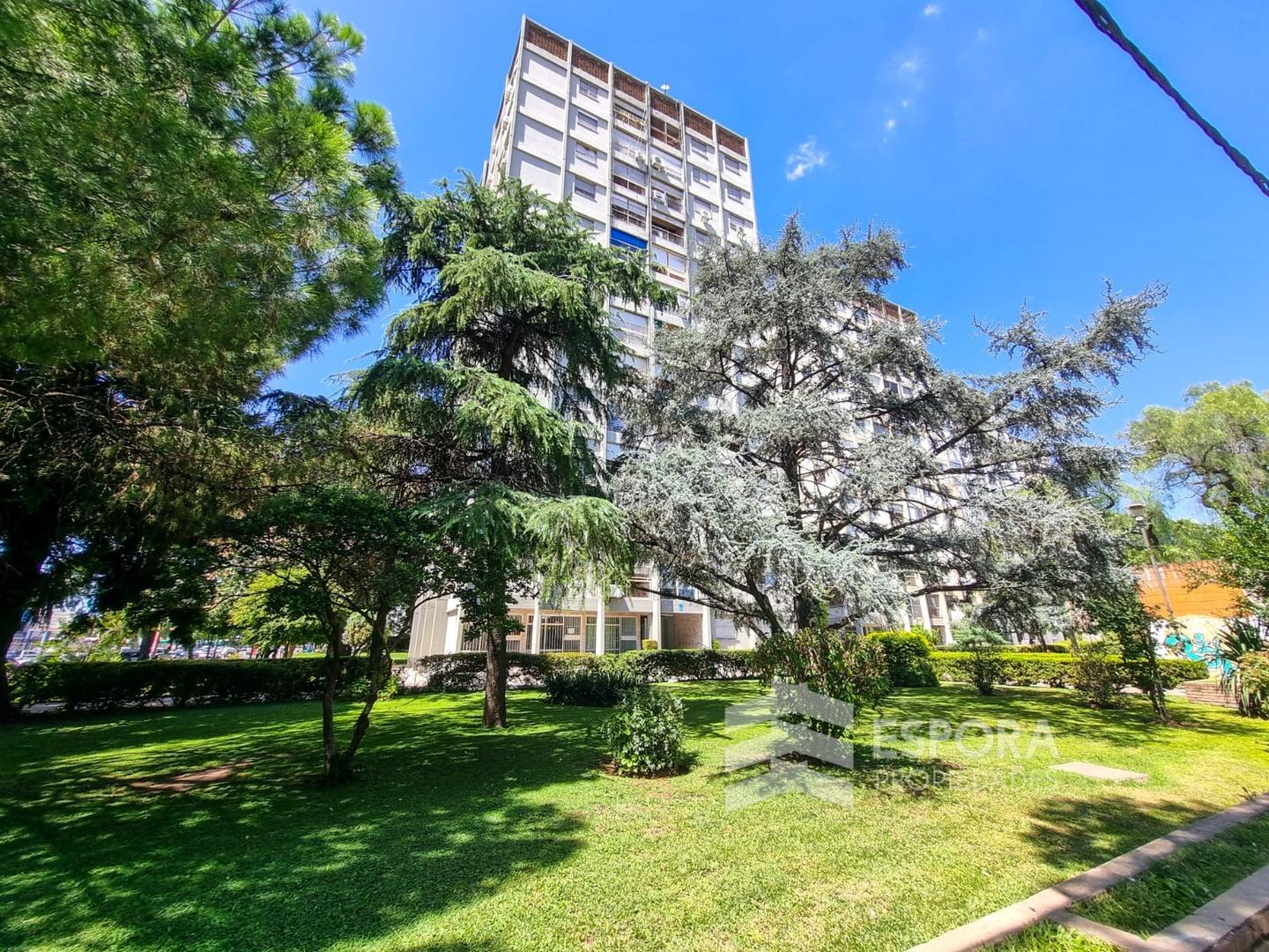 PELLEGRINI 3300 - 3 DORMITORIOS FRENTE A LA U.C.A