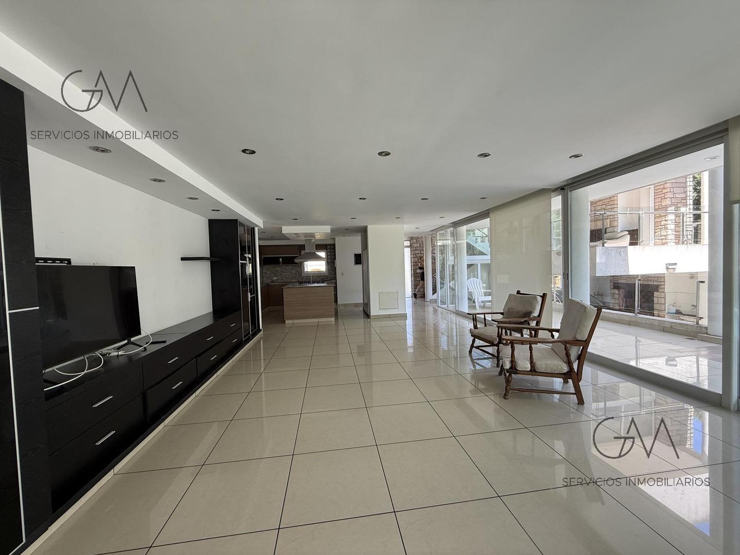 Avenida Jorge Newbery al 5000