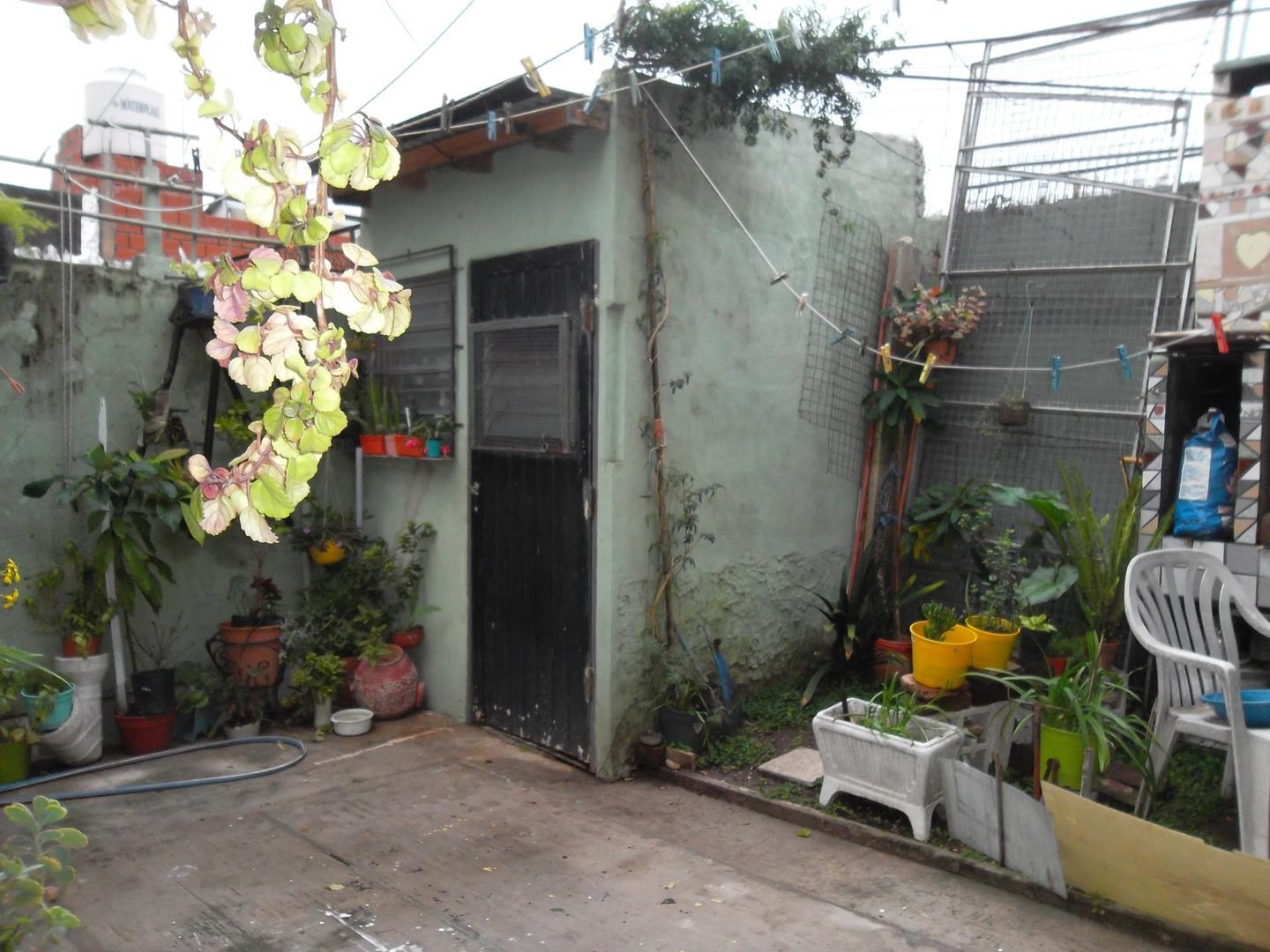 Depto Tipo Casa en Venta en Jose Leon Suarez, USD 80.000