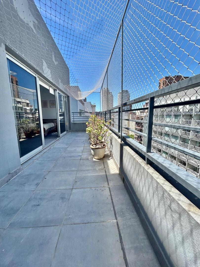 Hermoso 2 amb al frente Balcón 8.6 x 1.8. Amoblado