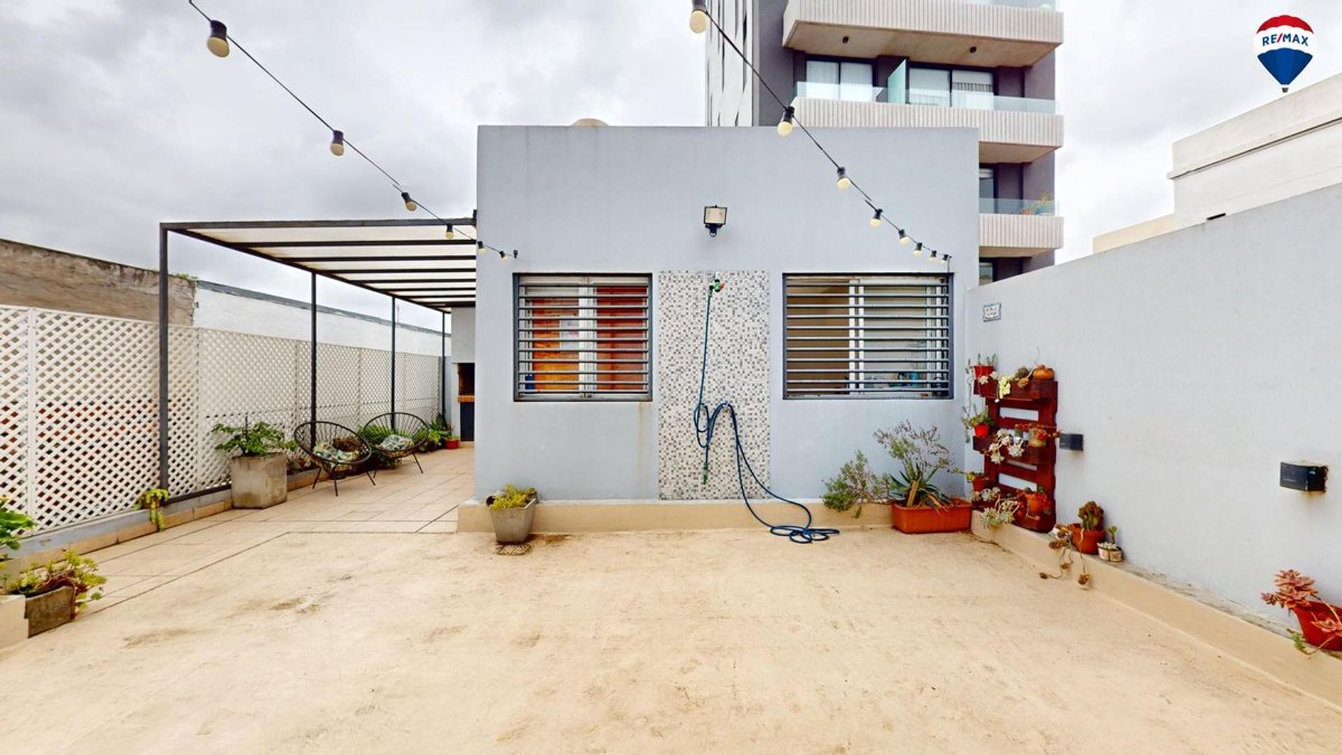 Depto Tipo Casa en Venta de 4 ambientes