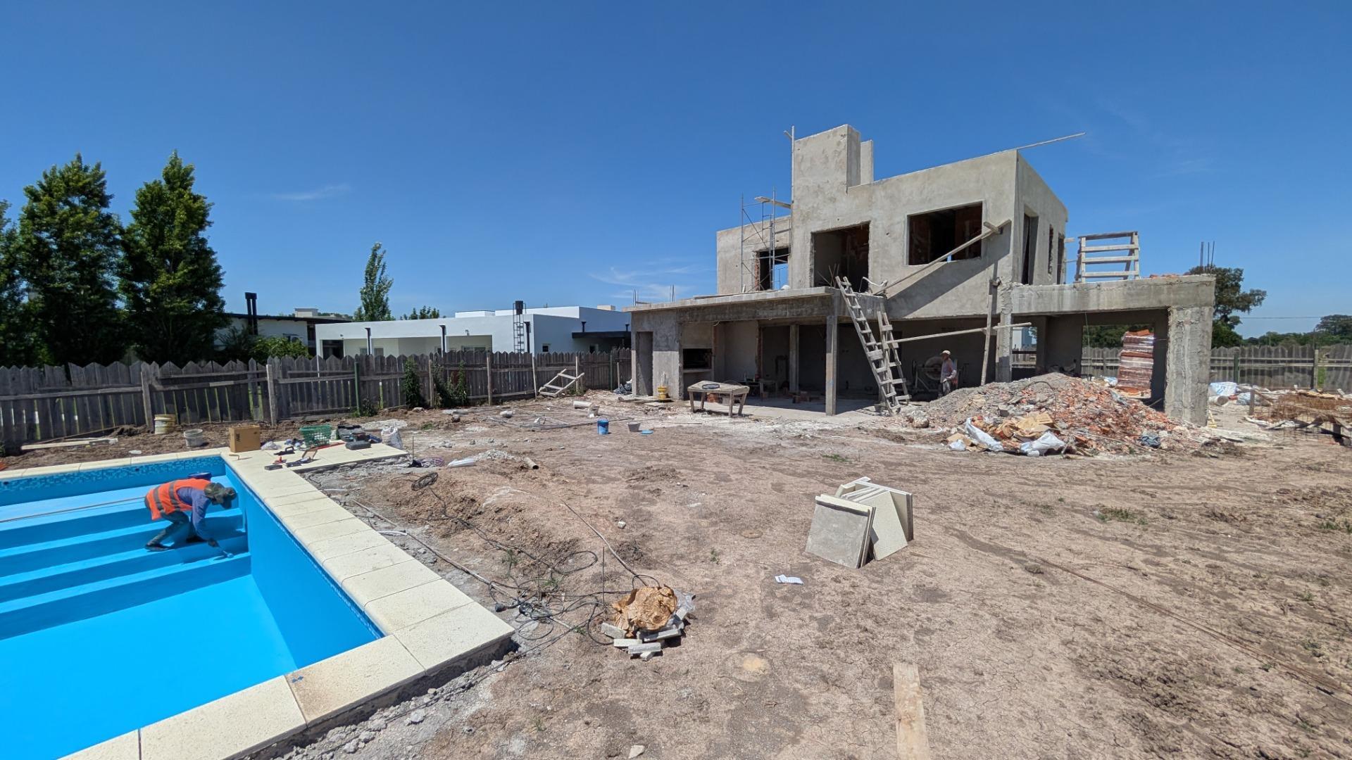 Casa 5 ambientes con 3 baños