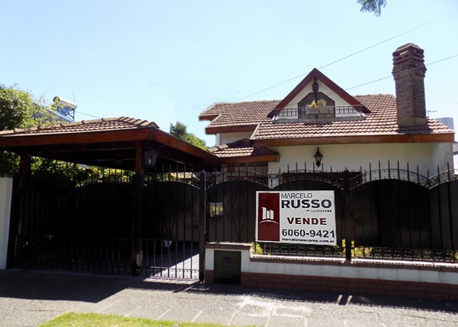 Chalet  6 Amb. c/  Quincho y Piscina