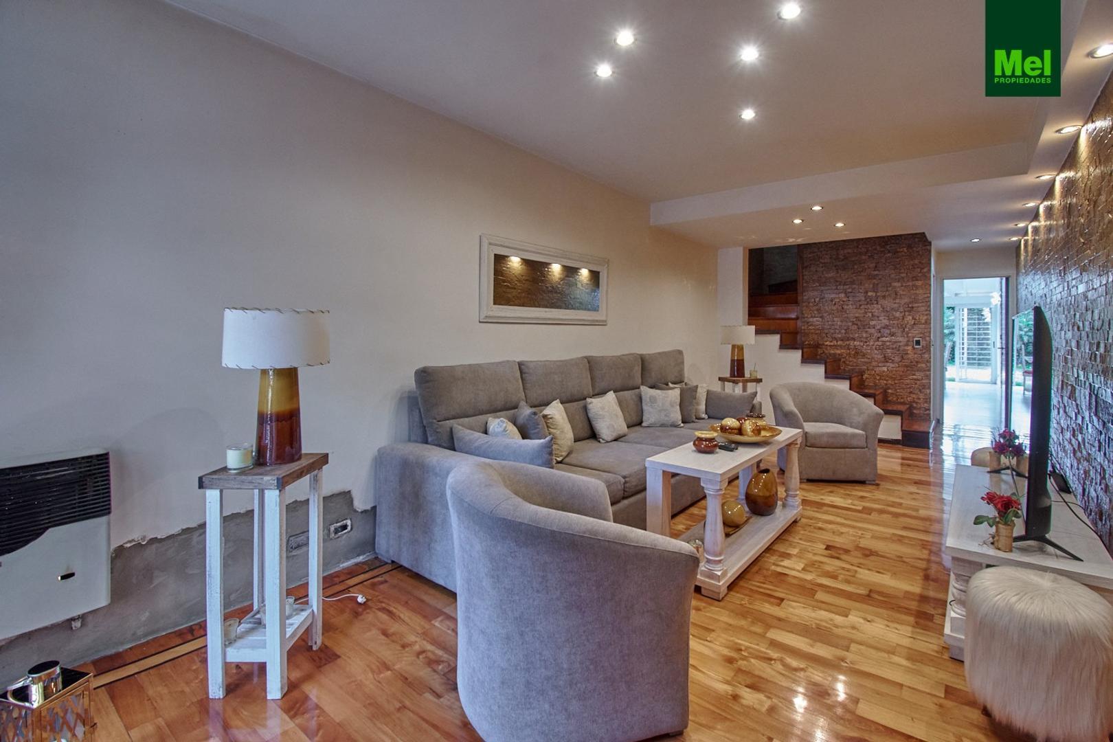 Casa 4 ambientes con 3 baños