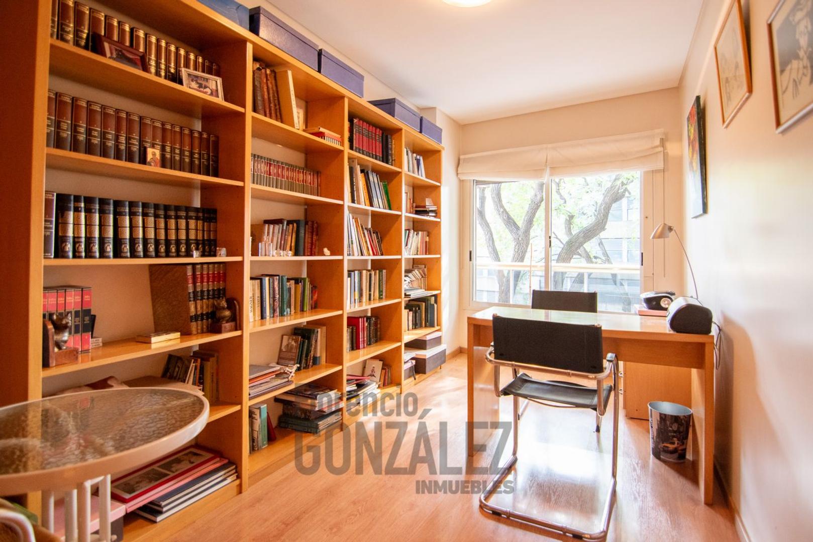 Departamento en Venta con 2 cocheras