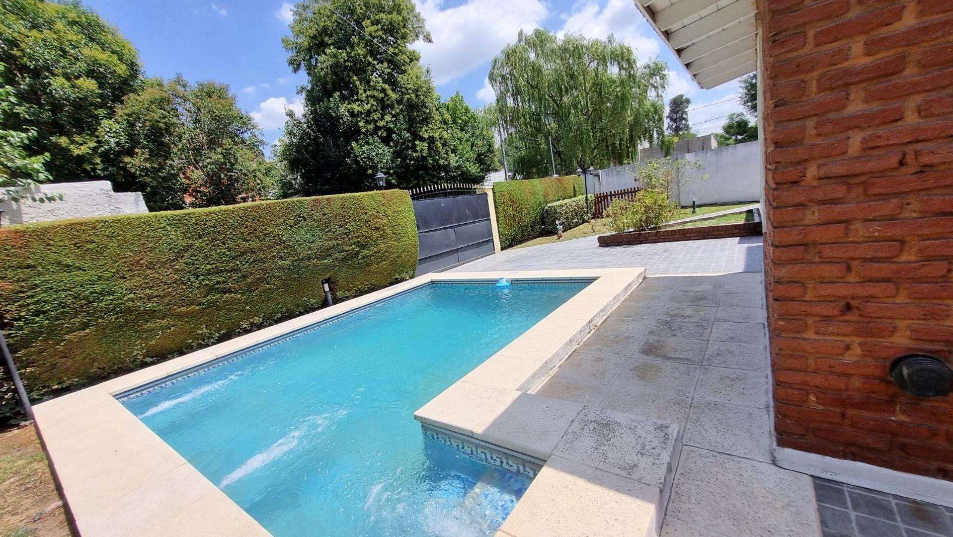 Casa en Venta en La Reja, USD 90.000