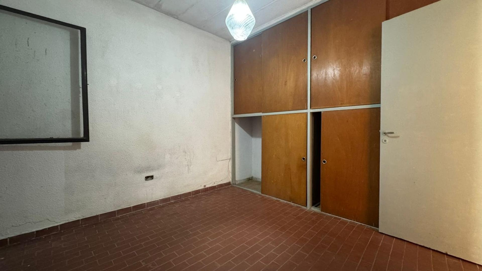 Amplio depto de 2 ambientes proximo a Torcuato