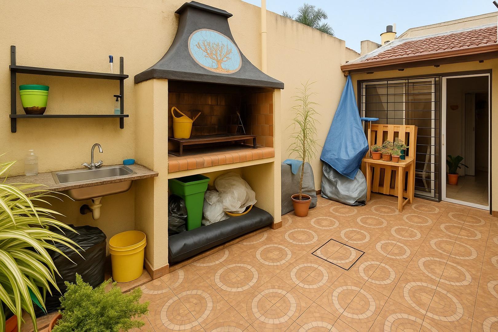 Impecable PH 3 ambientes con patio - Chilavert