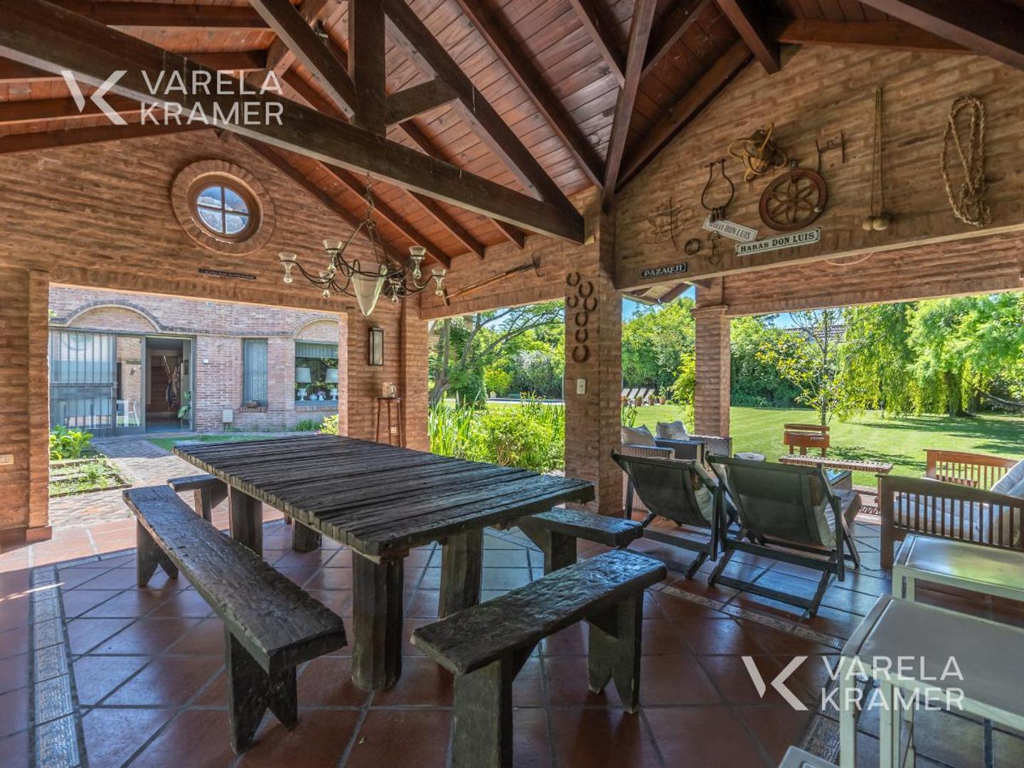 Casa en Venta en La Horqueta, USD 850.000