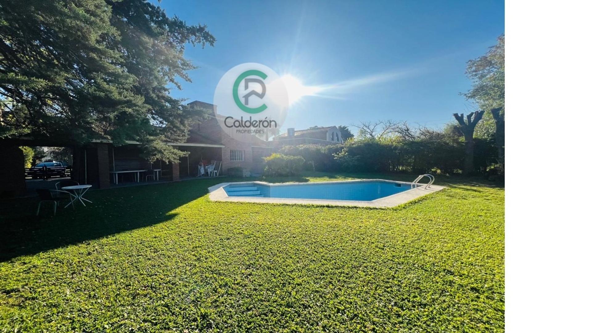 Casa en Alquiler con 5 cocheras