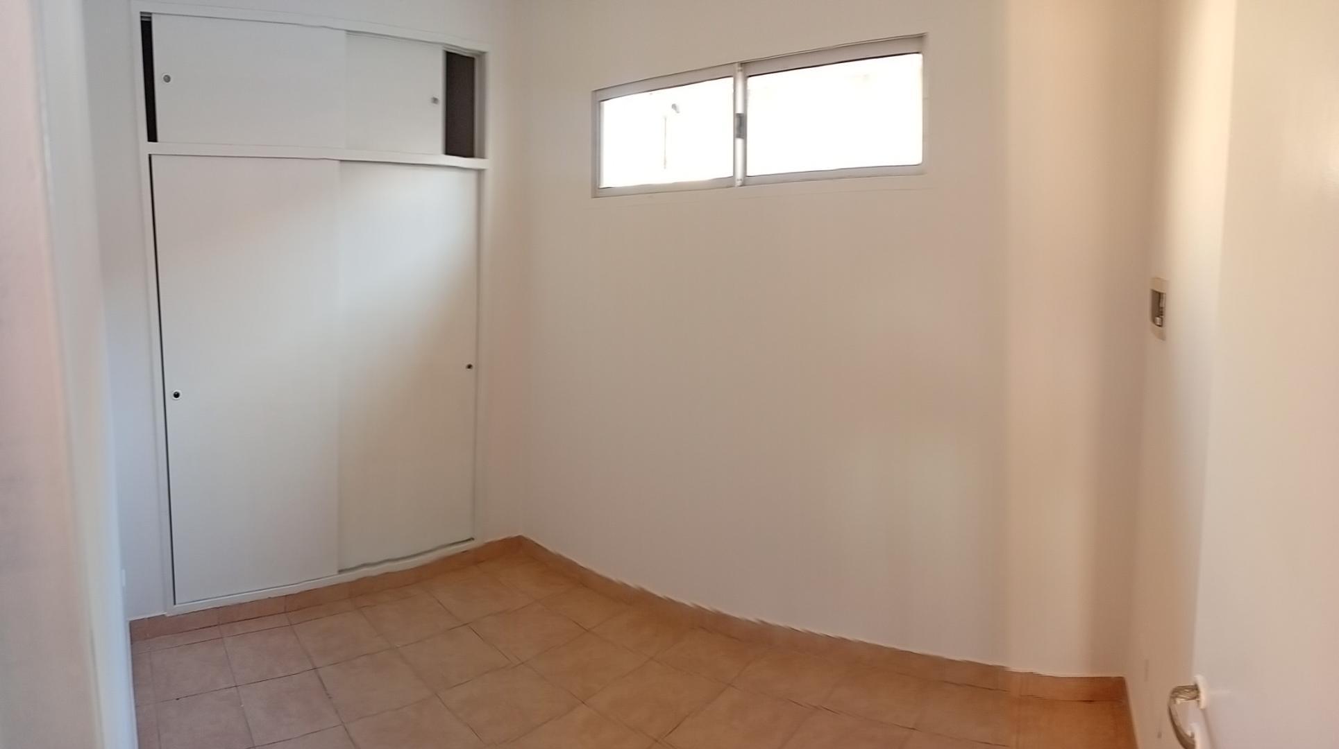 Departamento en Alquiler en Villa Bosch, $ 550.000