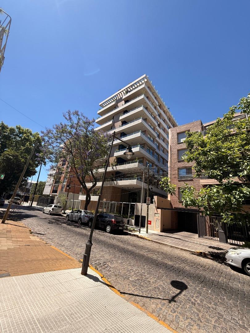 Departamento en Alquiler de 3 dormitorios