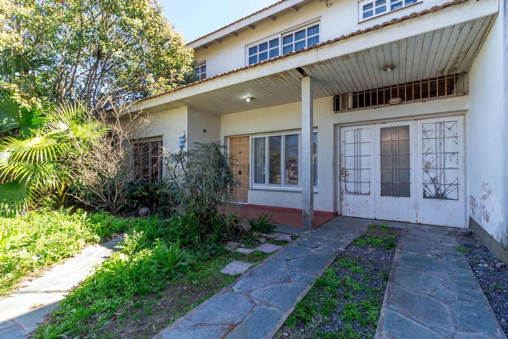 J. M. Fernandez 2000