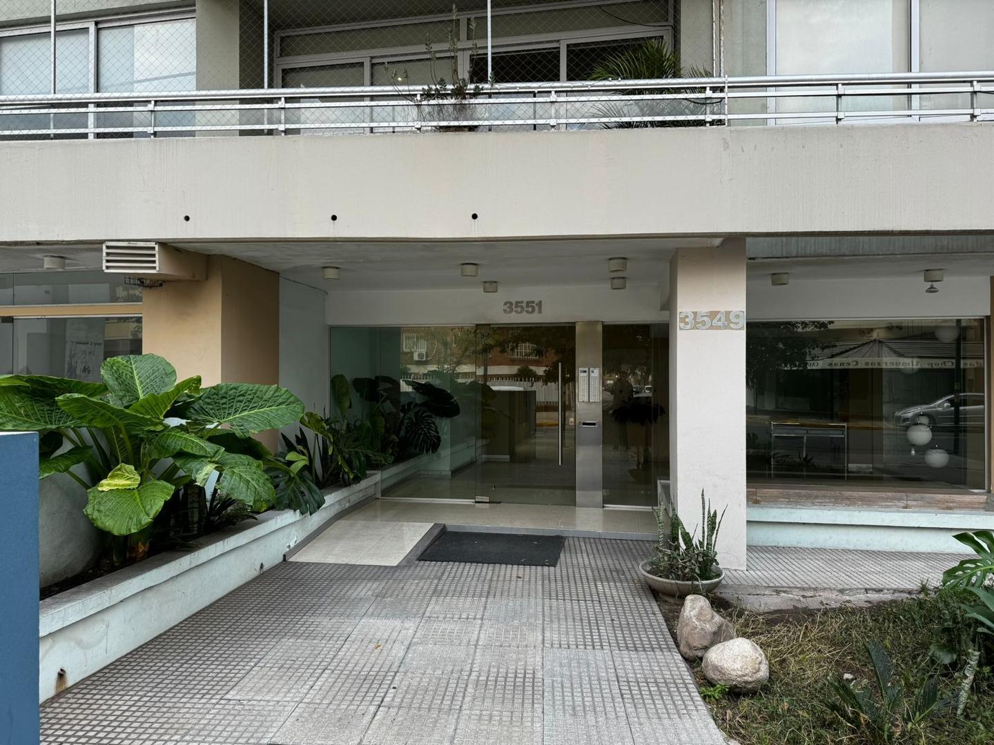 Alvarez Jonte 3500, Piso 1