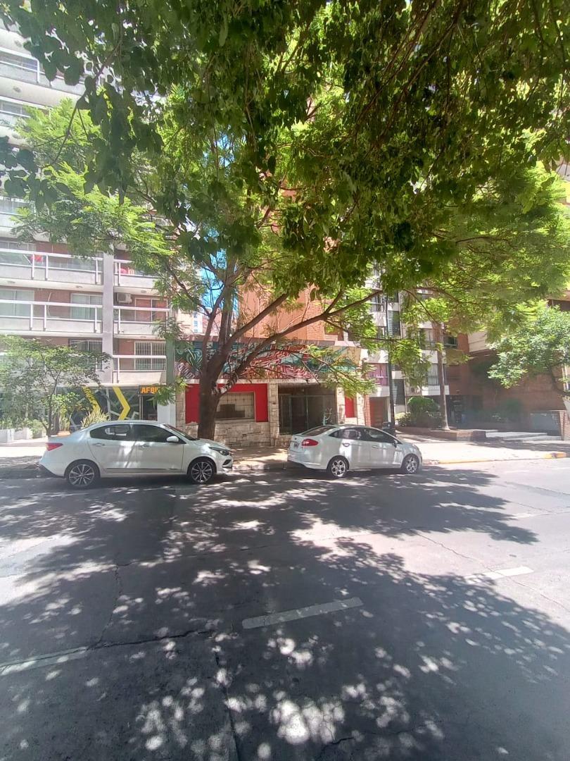 Terreno en Venta, FOS 80