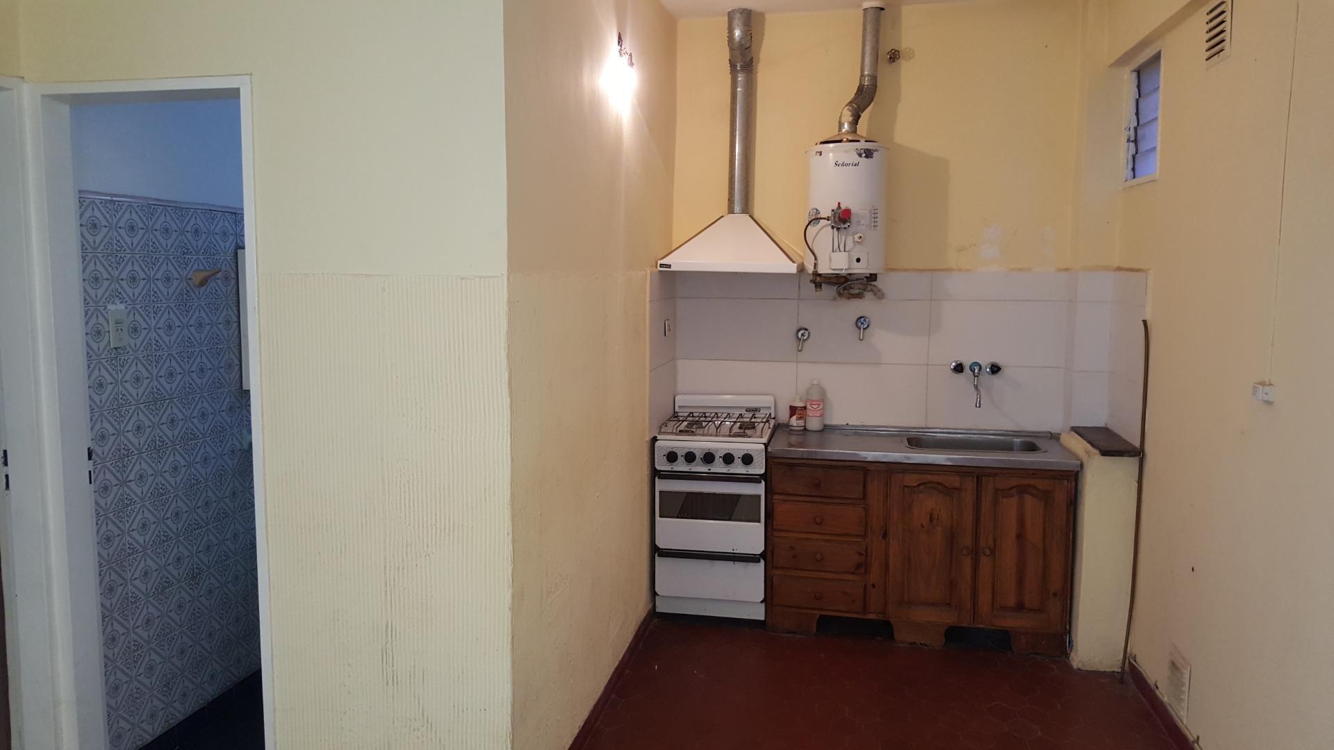 Depto 2 Amb. PB c/patio